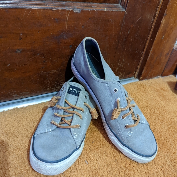 Sperry shoes - Picture 1 of 1